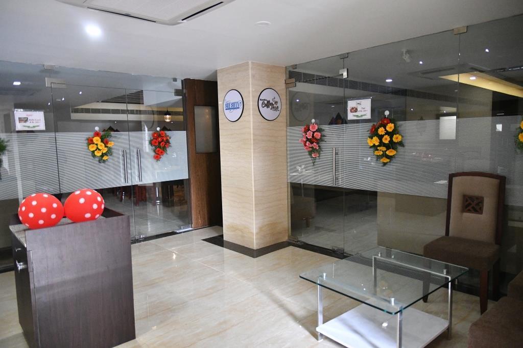 Hotel Ajantha Evergreen Vijayawāda Esterno foto