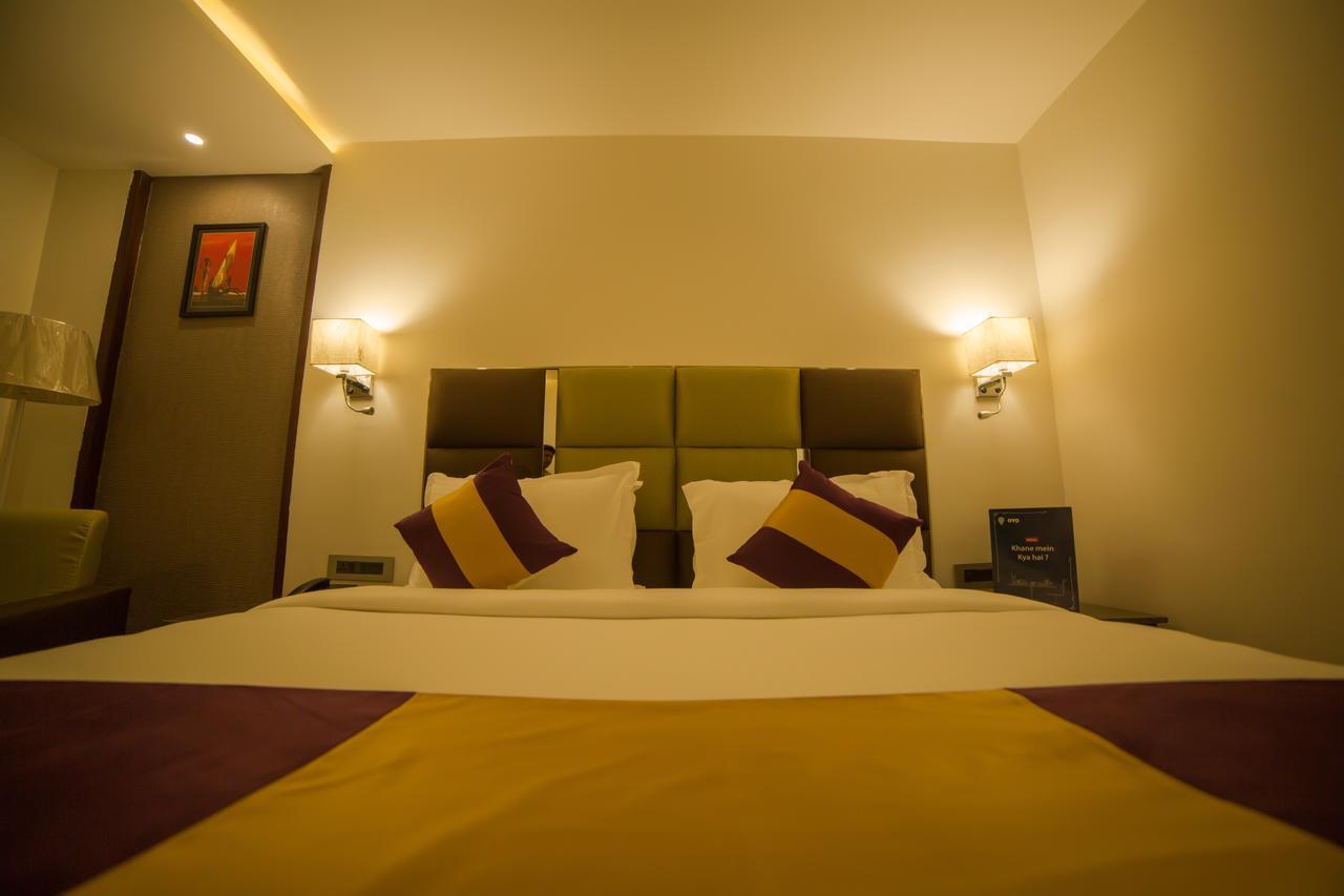 Hotel Ajantha Evergreen Vijayawāda Esterno foto